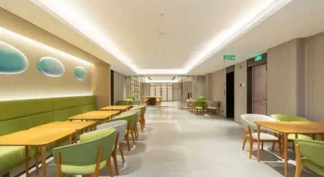 JI Hotel (Tianjin Wuqing Daguangming Center), Book Hotel Hotels in Wuqing with Parking, Parking