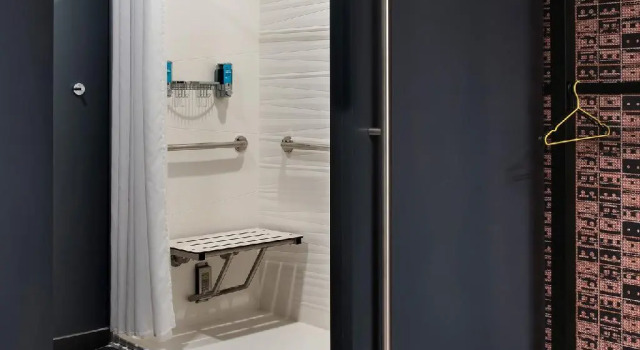 Люкс Aloft by Marriott Buffalo Downtown