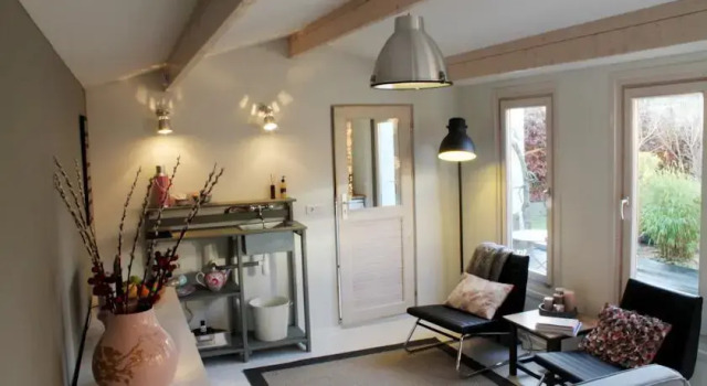 B&B Stratum, Забронировать Отель «постель и завтрак» Стратум Эйндховен