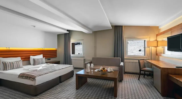 Jura Hotels Kervansaray Uludag