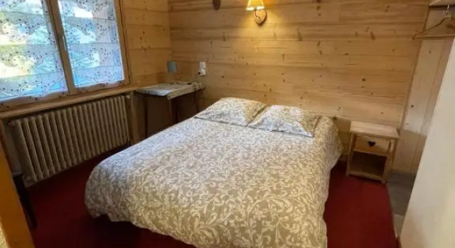 Le Chalet, Забронировать Шале Коттеджи Ле-дез-Альп, рядом с Горнолыжный подъемник Кот Брун, Коттедж