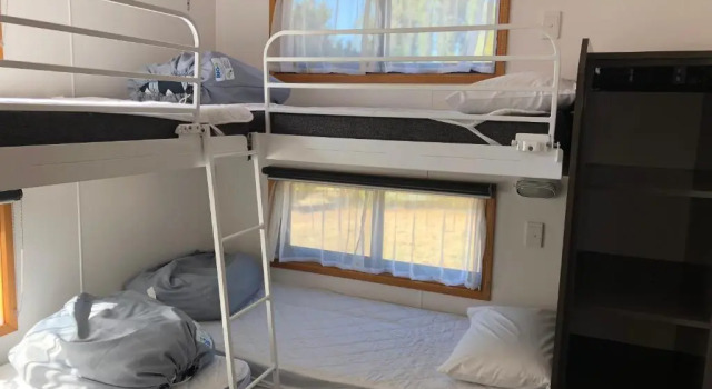 3 Bedrooms Standard room with river view BIG4 Taggerty Holiday Park