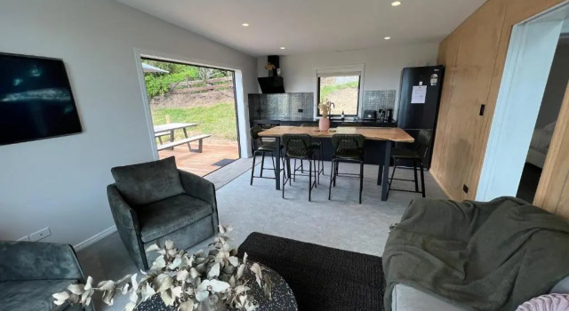 Hidden Valley Waiheke, Rezerwuj Apartament Hotele w Auckland Region z parkingiem, Parking
