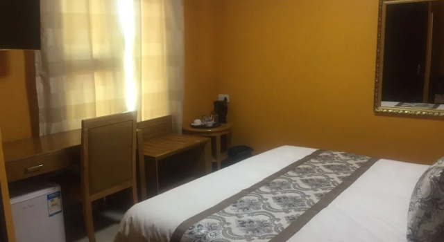 Apelles Palace Guest House, Rezerwuj Pensjonat Gaborone Botswana