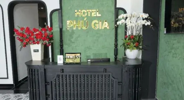 Phu Gia Hotel 228 Le Van Luong