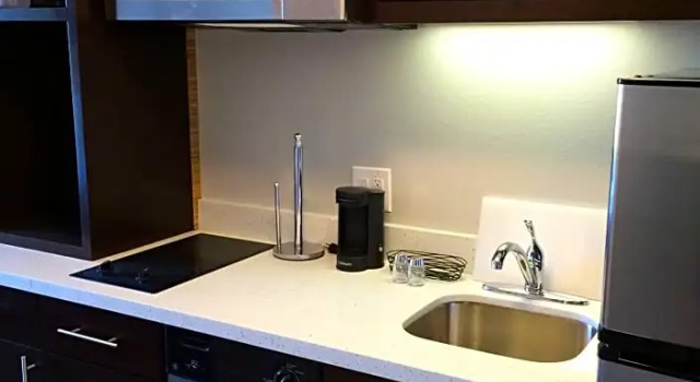 Четырёхместный люкс с 2 комнатами TownePlace Suites by Marriott Waco South