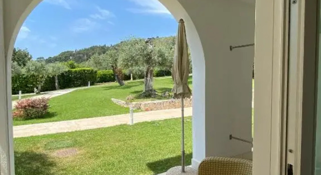 Четырёхместный номер Superior Hotel Grotta di Tiberio