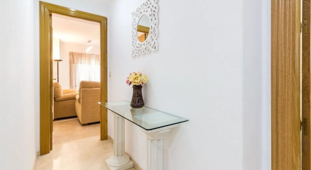 IMEDA Apartamentos Piedra Santa, Забронировать Отель Отели Гранады с парковкой, рядом с Городской совет Гранады, Парковка