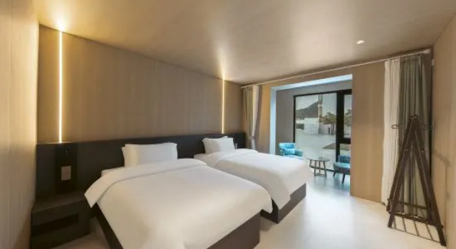 Люкс B&B HOTEL Elche