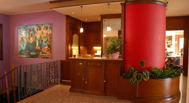 Villa Madrina Lovely and Dynamic Hotel