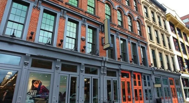 FRONTDESK 111 W Main St Apts Downtown Louisville