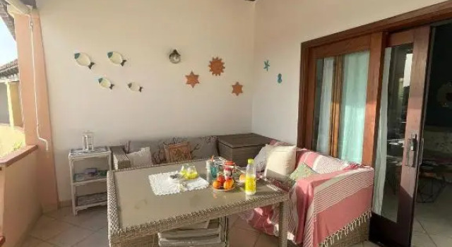 Casa Souad, a cheerful and charming beach view 2 bedroom house and free parking