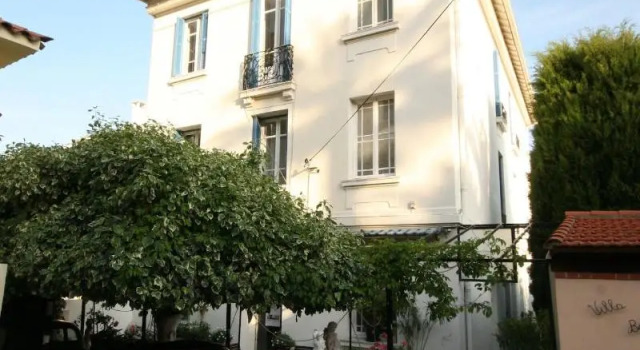 Hotel Normandy