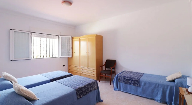 1120 Villa Meneguina-zafiro, Prenota Villa Hotel a Axarquía con parcheggio, Parcheggio