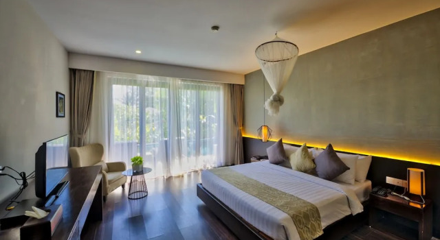 Номер Superior с видом на бассейн Ren Resort