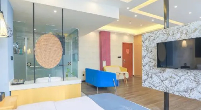 Люкс A hotel qujing brahman