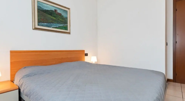 Vibrant Holiday Home in Lazise with Swimming Pool near 2 Lakes, Prenota Casa vacanze Hotel a Veneto con piscina, Piscina