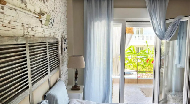 Lovely 2br apartment 30m from the beach