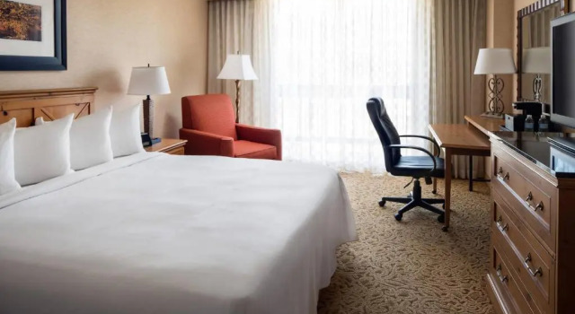 Standard huone Denver Marriott West