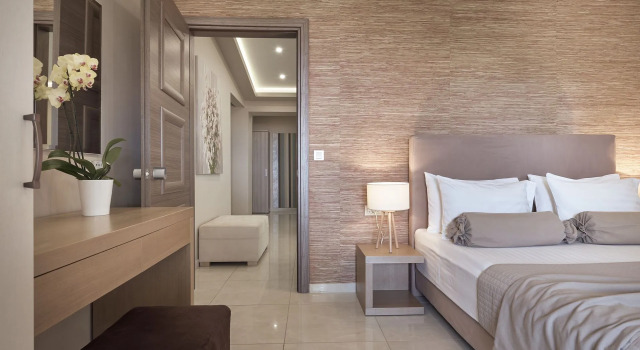 Люкс Koukounaria Hotel & Suites