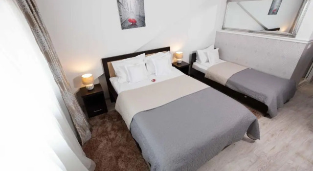Трёхместный номер Standard Hotel Evianne Boutique
