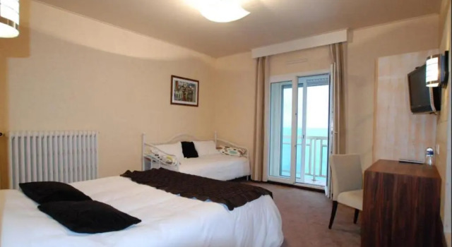 Hotel Alba, Varaa Hotelli  