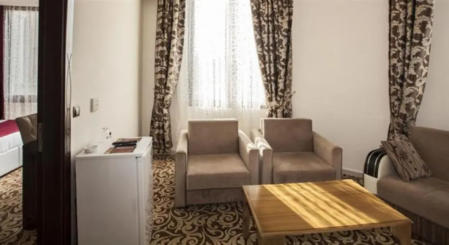 Suite Zeyn Hotel