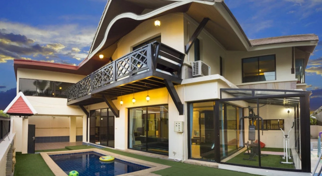 Nowhere Villa Pattaya, Забронировать Вилла Виллы Паттайя, рядом с Кабаре-шоу Альказар, Вилла
