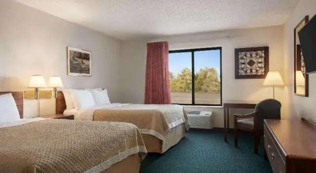 Номер Standard Days Inn by Wyndham Eagle River