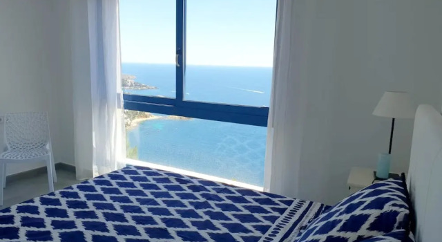 House With 3 Bedrooms in Roses, With Wonderful sea View, Private Pool, Furnished Terrace Near the Beach