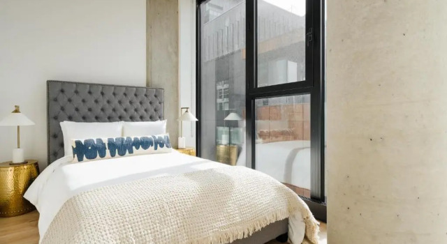 Люкс Deluxe Hôtel Monroe - Downtown Montreal