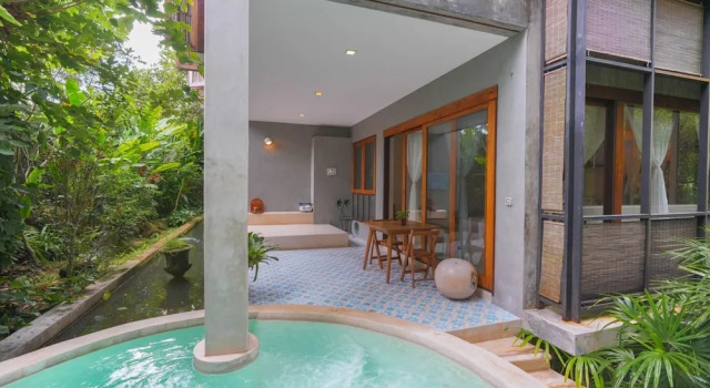 Люкс с балконом Proud Phu Fah Maerim Resort