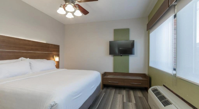 Одноместный люкс Holiday Inn Express & Suites - South Bend - Notre Dame Univ
