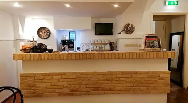 Hotel Lauri, Rezervovat Hotel Macerata 