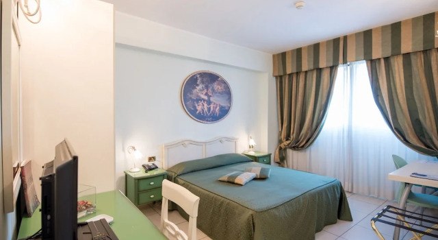 White Palace Hotel & Residence