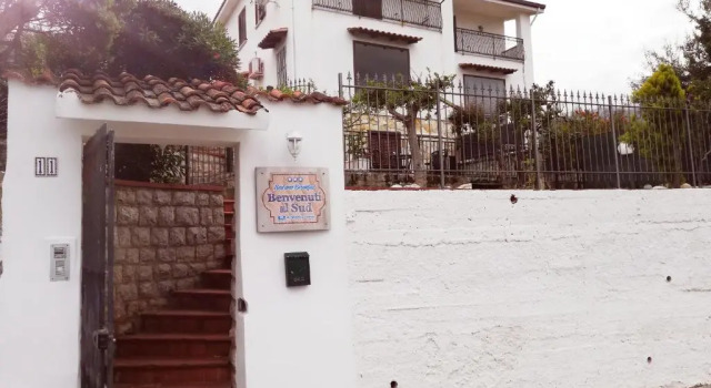 Benvenuti Al Sud, Rezerwuj Hotel Trabia Sycylia