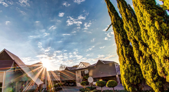 Одноместный люкс Courtyard Hotel Sandton