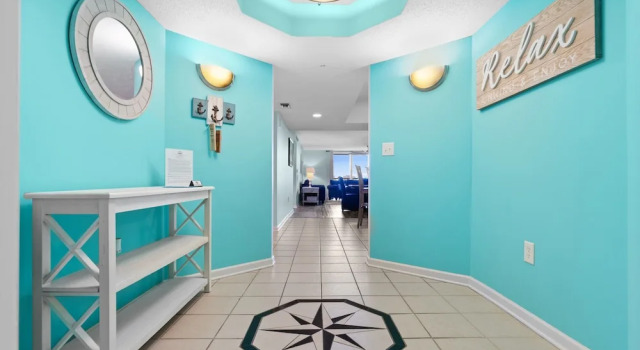 Номер Standard Yacht Club Villas #3-504 4 Bedroom Condo by RedAwning