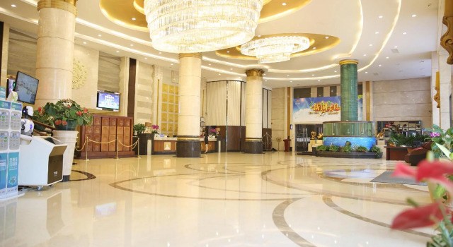 Foshan Xin Hu Hotel, Boek Hotel Hotels in Guangdong met parkeren, Parkeren