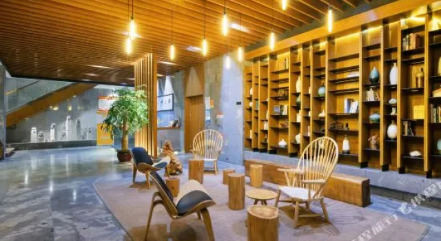 Floral Hotel · Yingxi Riverside Deqing, Prenota Hotel Deqing Zhejiang