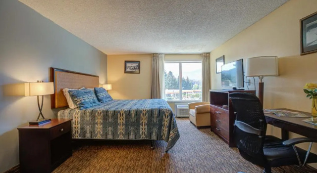 Номер Standard Columbia Gorge Inn