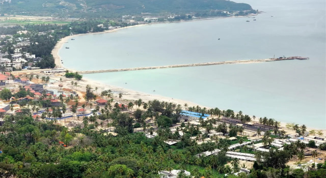 Yihai Qingfeng Holiday Apartment, Book Apartment Sanya Hainan