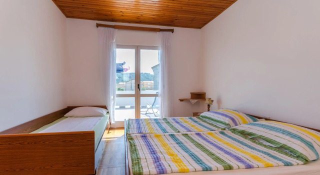 Apartments Anica F in Lopar - island Rab