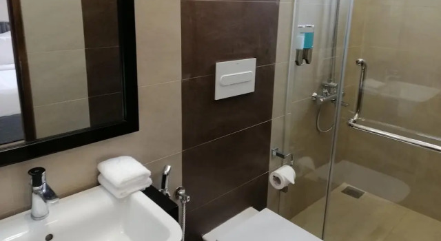 Апартаменты Pink Elephant Tourist Apartment Hotel