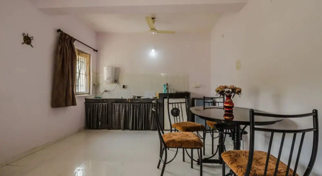 Номер Standard OYO 22200 Home Pool View 1bhk Siolim