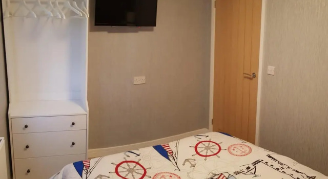 Luxury 2-bed Modern Chalet in Bridlington, Varaa Mökki Mökit kohteessa Merseyside, Mökki