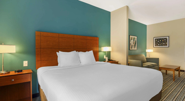 Двухместный люкс Best Western Plus Tuscumbia/Muscle Shoals Hotel & Suites
