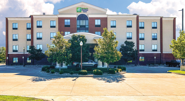 Holiday Inn Express Hotel & Suites Ennis by IHG, Забронировать Отель Эннис Dallas - Fort Worth Metropolitan Area