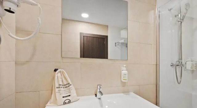Номер Standard B&B HOTEL Oviedo