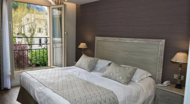 Номер Superior Nouvel Hôtel du Commerce